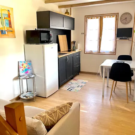 Maisonnette Entre Terre Et Holiday home Favieres (Somme)